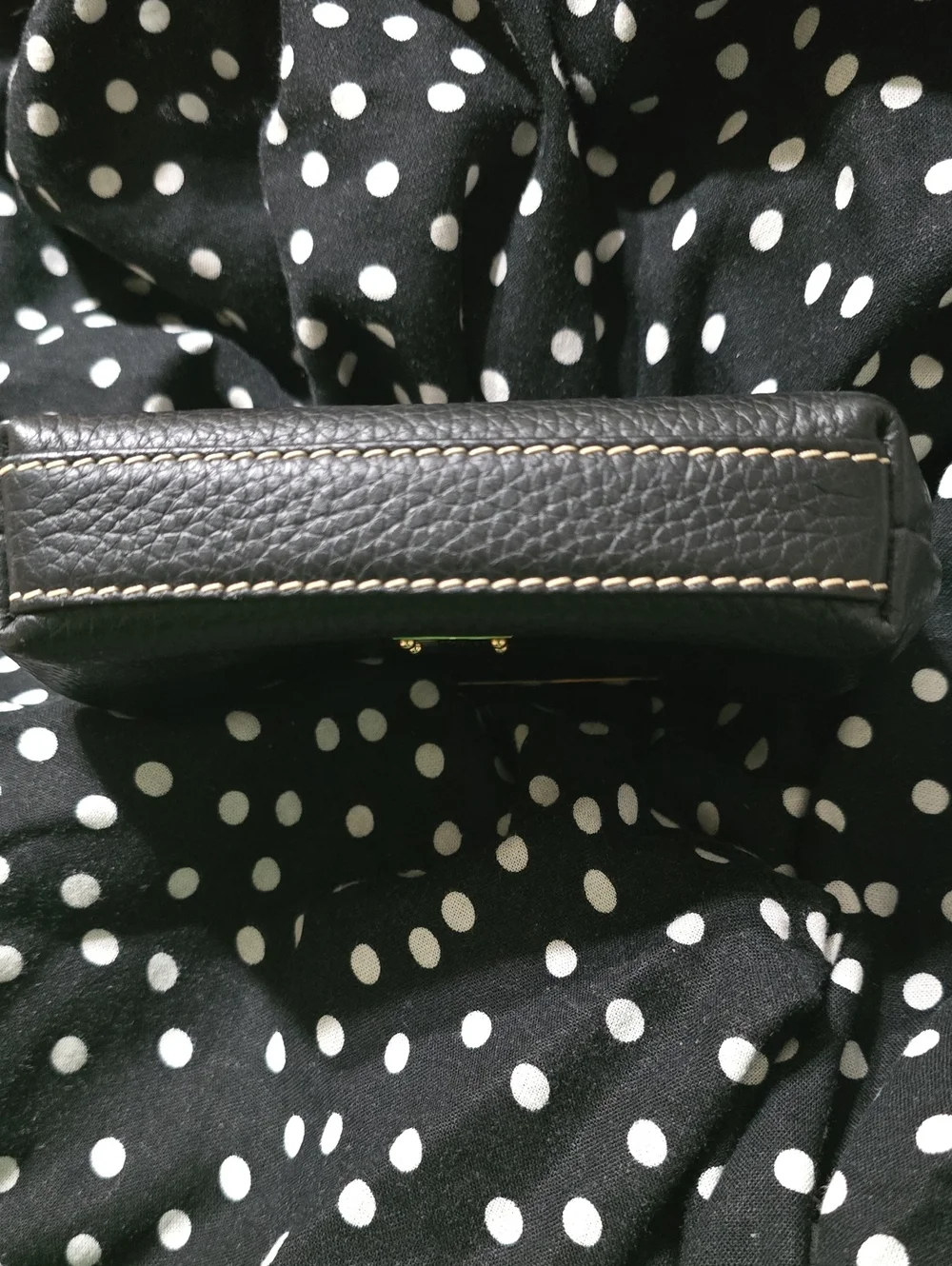 Dooney & Bourke black pebbled